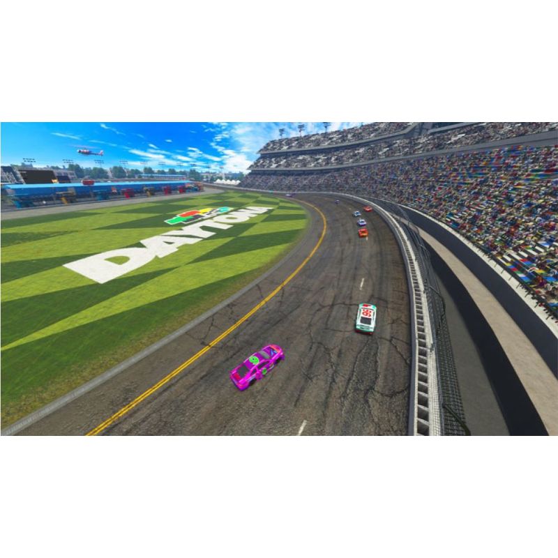 Racing game scene with cars on a track, featuring the Daytona logo.
